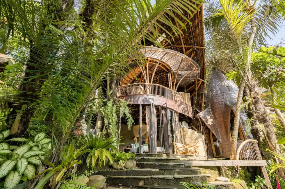 Eclipse House Entrance