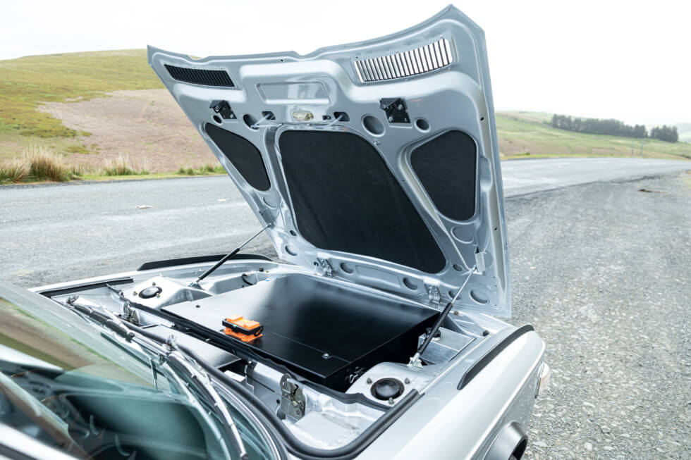 1975 BMW 3.0 CSi Batteries