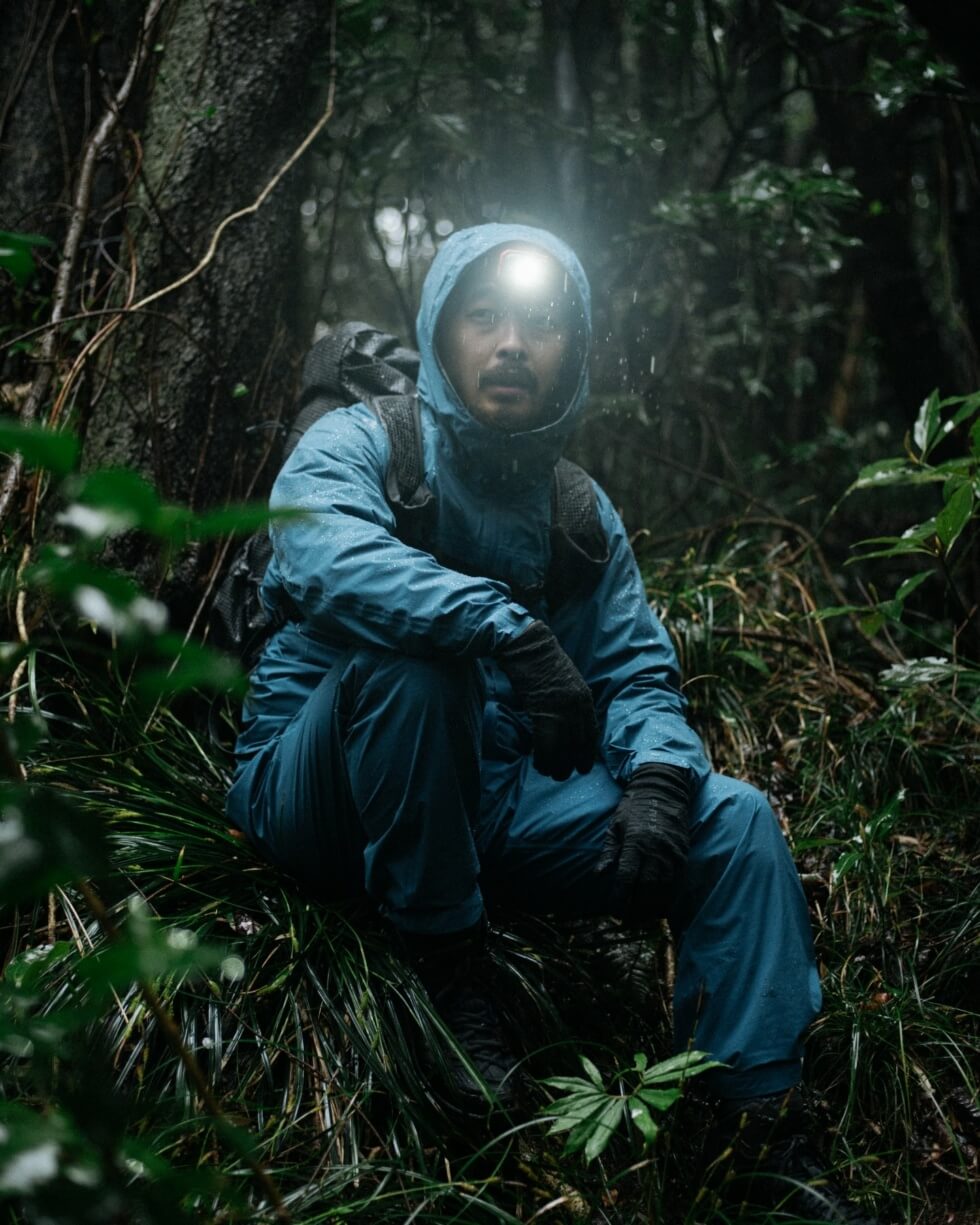 Goldwin SS22 All-Climate Shell Collection Kneel