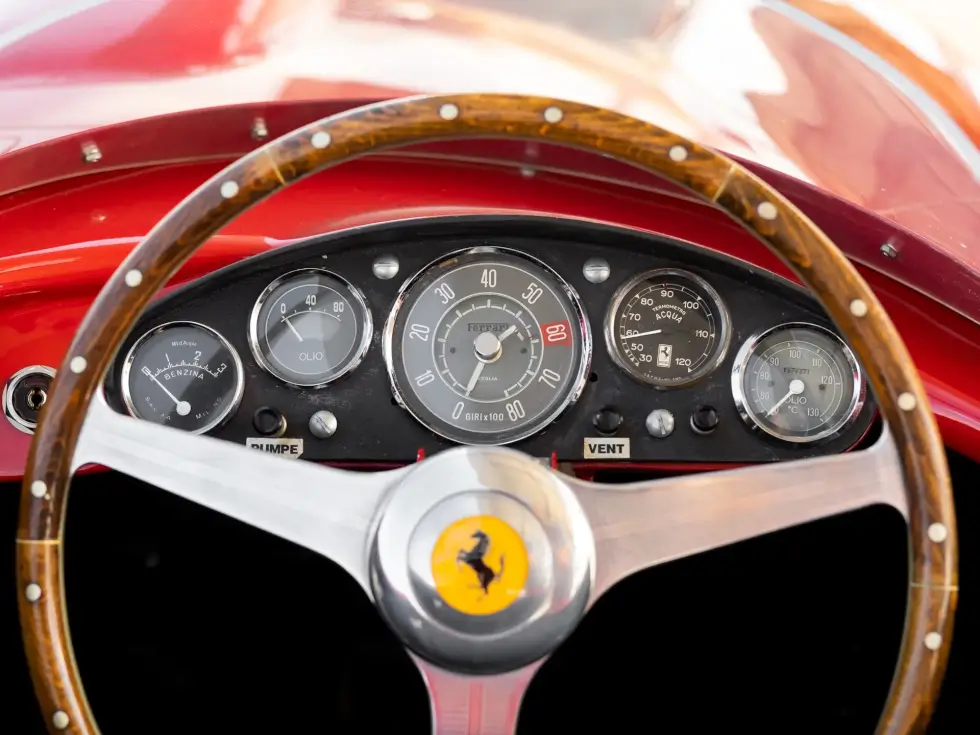 1955 Ferrari 410 Sport instruments