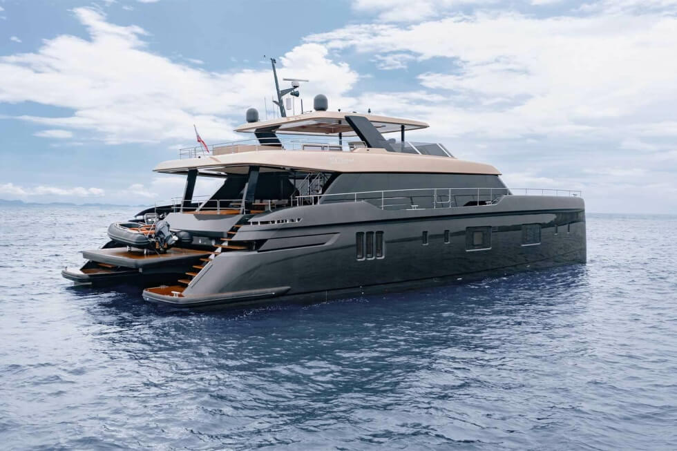 100 Sunreef Power Aft