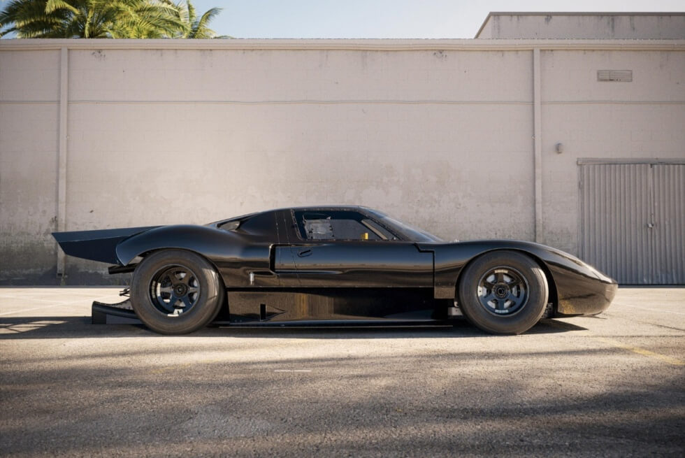 Ash Thorp’s ‘THE DREAM’ Concept Is A Ford MK1 GT40 With A Bespoke Spin