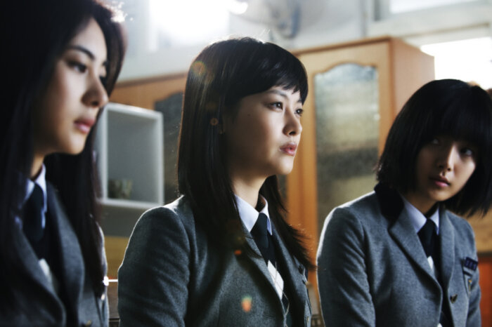 Whispering Corridors (1998)