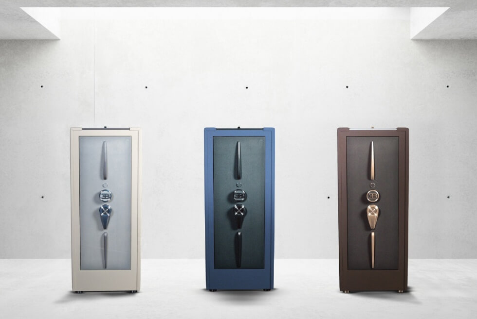 Bugatti Teams Up With Buben&Zorweg For The Stylish Hyper Safe Collection