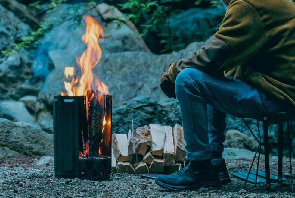 UM 8-Panel Fire Pit