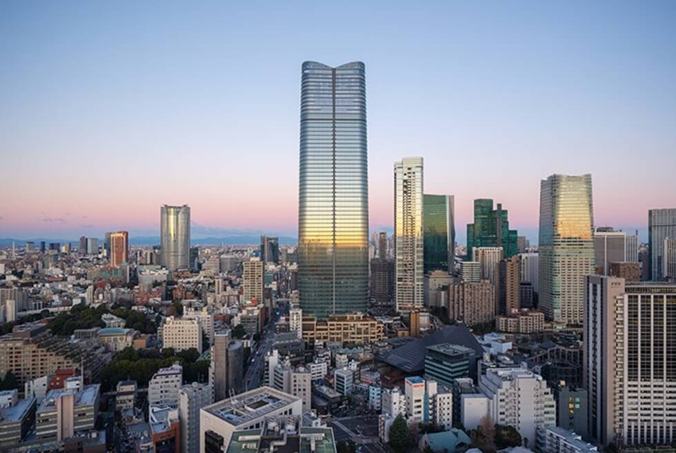 The Mori JP Tower Gleams Over Tokyo With Its Glass Facade