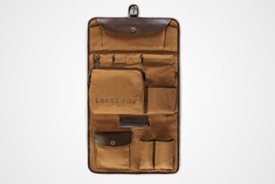 &Sons Essentials Toilet Bag