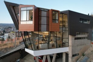 Levitae House