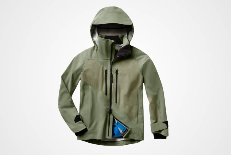 The Maverick Snow-Shell Jacket Is The Perfect Winter Sports Wear