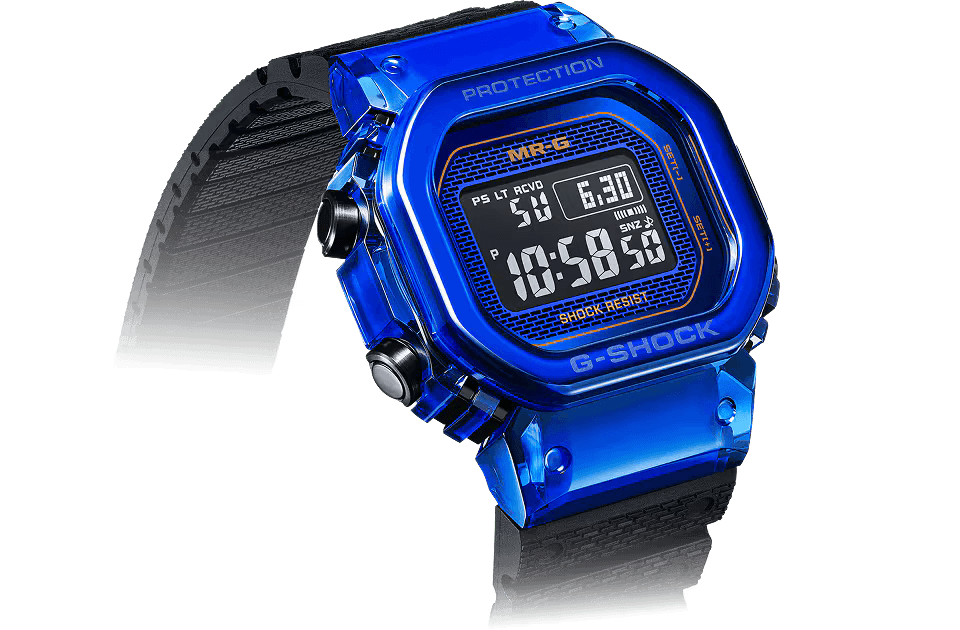 Multi-component sapphire case construction of the Casio MRG-D5000