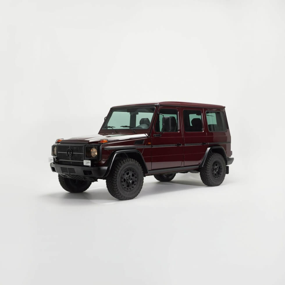 Restored 1998 Mercedes-Benz G320 in custom Alfa Romeo Amaranto paint